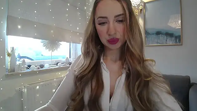 JulietteDiamond online show from December 16, 7:24 am