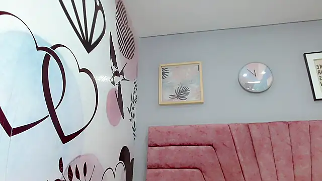 Snapshot of ValeriaAguilar chatting on January 10, 5:24 pm ValeriaAguilar online show from January 10, 5:24 pm