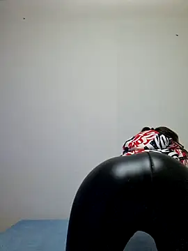 Snapshot of Sarah459 chatting on January 29, 8:46 pm Sarah459 online show from January 29, 8:46 pm