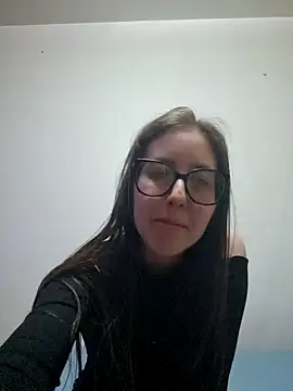 Snapshot of Sarah459 chatting on February 6, 3:31 pm Sarah459 online show from February 6, 3:31 pm