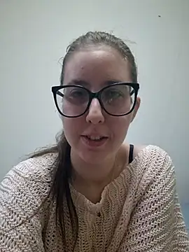 Snapshot of Sarah459 chatting on November 8, 5:01 pm Sarah459 online show from November 8, 5:01 pm