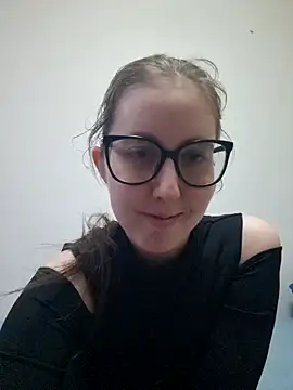 Snapshot of Sarah459 chatting on November 15, 9:43 pm Sarah459 online show from November 15, 9:43 pm