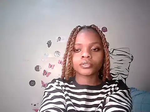 Snapshot of Star_Tower chatting on February 11, 11:54 am Star Tower online show from February 11, 11:54 am