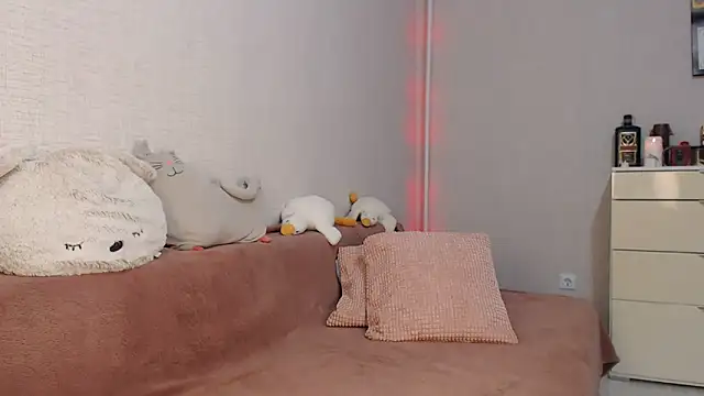 lovely hayley online show from February 5, 9:40 pm