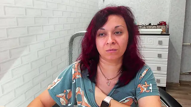 Snapshot of TeasyLana chatting on February 15, 7:28 pm TeasyLana online show from February 15, 7:28 pm