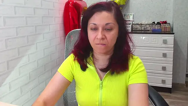 Snapshot of TeasyLana chatting on March 18, 4:04 am TeasyLana online show from March 18, 4:04 am