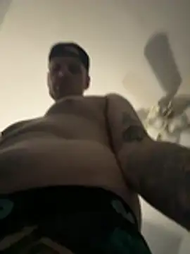 Snapshot of VixyGang chatting on February 18, 5:25 am VixyGang online show from February 18, 5:25 am