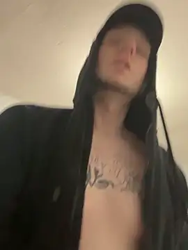 Snapshot of VixyGang chatting on February 28, 9:16 pm VixyGang online show from February 28, 9:16 pm