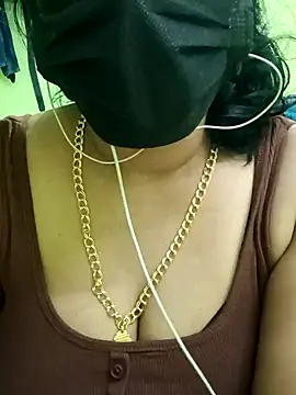 Aishu-tamil09 online show from December 17, 1:07 am