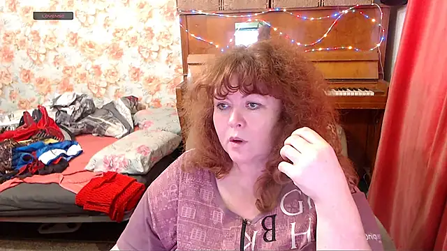 RoseRed69 online show from November 10, 10:36 am