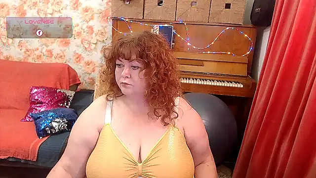 RoseRed69 online show from November 26, 4:35 am