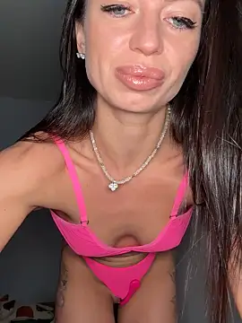 Snapshot of Melanisoul chatting on November 25, 2:11 am Melanisoul online show from November 25, 2:11 am