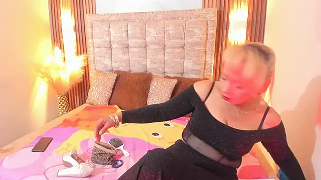 AnastasiaTaylor  online show from February 22, 3:12 am