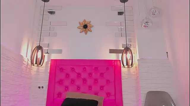 mia six66 online show from January 17, 2:28 pm