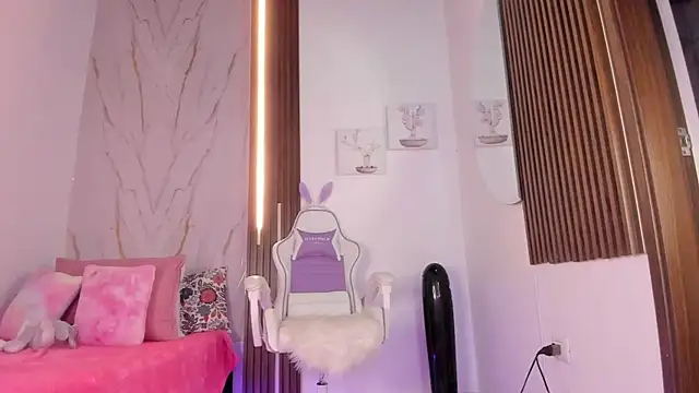 mia six66 online show from September 25, 11:03 am