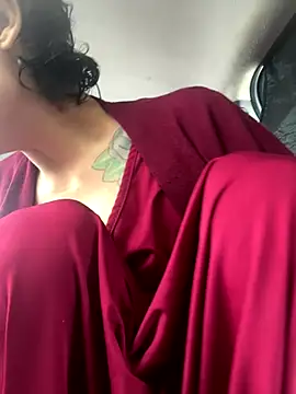 myloveforyouu online show from December 3, 7:12 pm