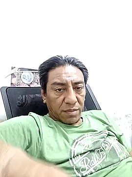 Snapshot of Romeoblues chatting on October 23, 4:23 am Romeoblues online show from October 23, 4:23 am