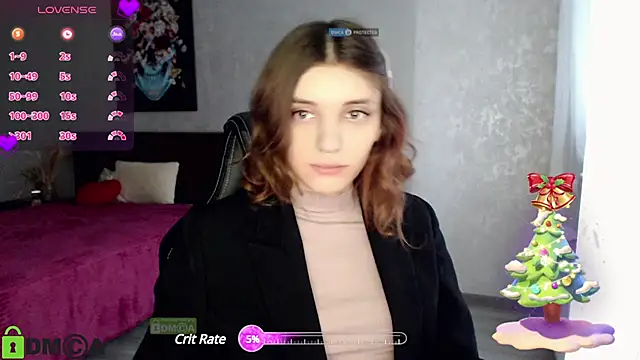 Snapshot of CherryBloom777 chatting on December 28, 7:33 am CherryBloom777 online show from December 28, 7:33 am