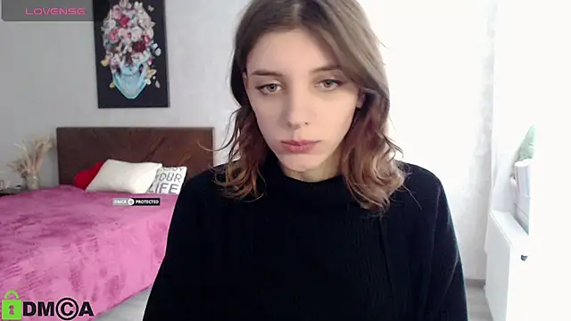 Snapshot of CherryBloom777 chatting on January 4, 11:11 am CherryBloom777 online show from January 4, 11:11 am