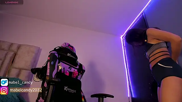 mabel candy online show from April 15, 2:46 pm