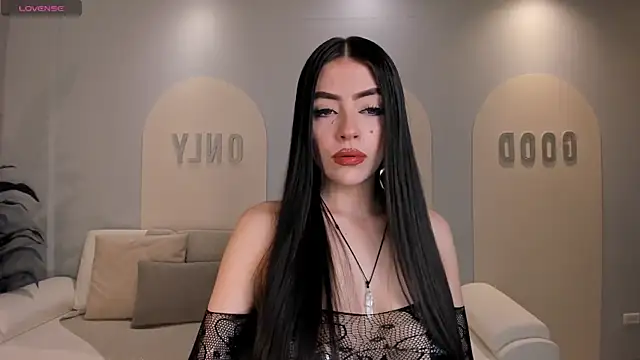 Snapshot of ValeriaRiveraX chatting on February 19, 4:12 am ValeriaRiveraX online show from February 19, 4:12 am
