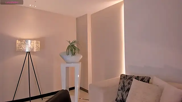 Snapshot of ValeriaRiveraX chatting on March 21, 3:33 am ValeriaRiveraX online show from March 21, 3:33 am