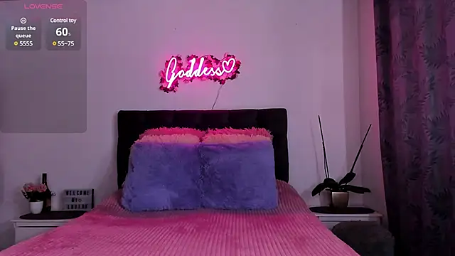 Snapshot of Agata_goddess chatting on March 4, 9:22 pm Agata goddess online show from March 4, 9:22 pm