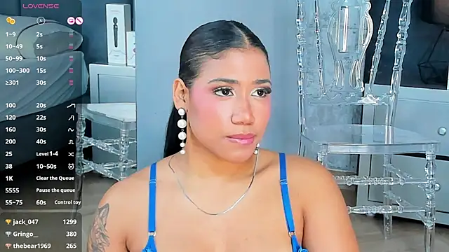 Snapshot of Salome_Diaz_ chatting on February 17, 10:36 pm Salome Diaz online show from February 17, 10:36 pm