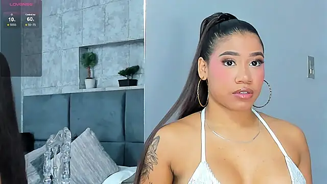 Snapshot of Salome_Diaz_ chatting on March 1, 1:29 pm Salome Diaz online show from March 1, 1:29 pm