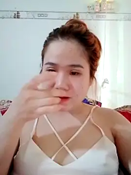 Snapshot of Sahara-lovexoxo chatting on December 2, 3:34 am Sahara-lovexoxo online show from December 2, 3:34 am