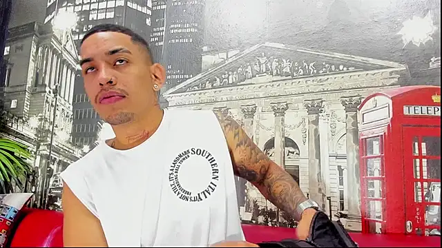 Snapshot of Damian09_ chatting on September 24, 3:32 am Damian09 online show from September 24, 3:32 am