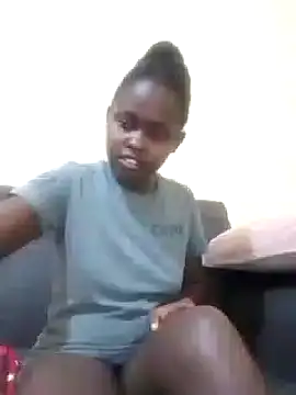 Sweetcecie01 online show from March 15, 1:08 am