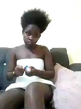 Sweetcecie01 online show from March 22, 9:53 pm