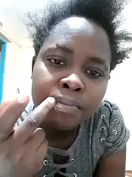 Sweetcecie01 online show from September 19, 8:31 pm