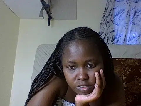 Sweetcecie01 online show from October 7, 10:01 am