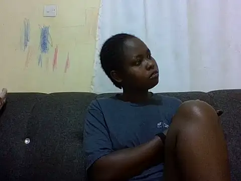 Sweetcecie01 online show from January 31, 8:40 pm