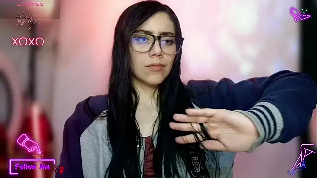 LauGrayJ online show from December 16, 7:24 am