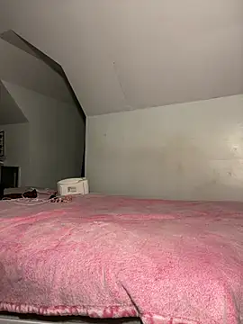 AUNYXXX online show from January 24, 11:45 pm