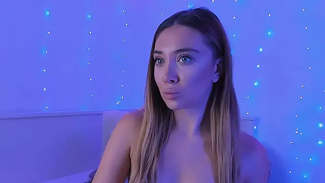 Jessielle online show from December 4, 8:40 pm