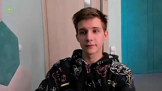 Snapshot of MarkGWalker chatting on December 18, 11:13 am MarkGWalker online show from December 18, 11:13 am