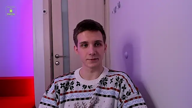 Snapshot of MarkGWalker chatting on February 6, 10:37 am MarkGWalker online show from February 6, 10:37 am