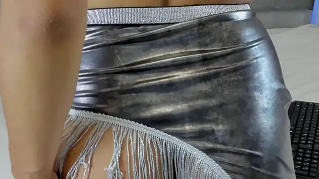 nymphomanya online show from May 26, 7:21 pm