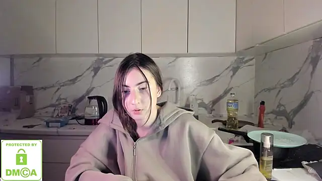 Ayesha Thebestt online show from January 7, 4:42 pm