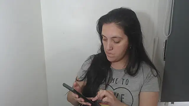 Snapshot of lulitasexy chatting on January 4, 10:02 pm lulitasexy online show from January 4, 10:02 pm