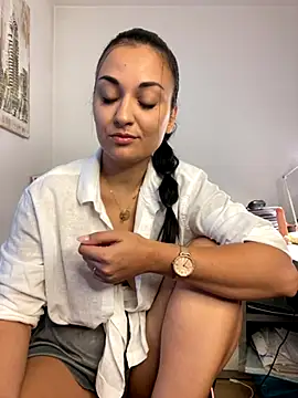 AlexandraRand online show from September 17, 6:37 am