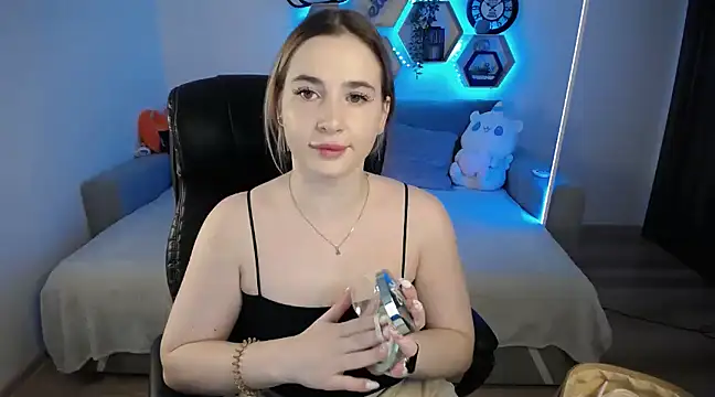 SabrinViolet online show from February 11, 9:09 am