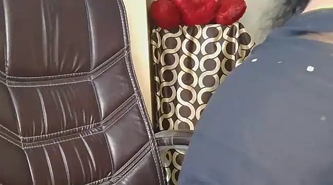 Snapshot of Cute_Ruhi99 chatting on January 29, 9:12 am Cute Ruhi99 online show from January 29, 9:12 am