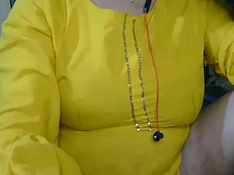 Snapshot of Cute_Ruhi99 chatting on February 2, 10:13 am Cute Ruhi99 online show from February 2, 10:13 am