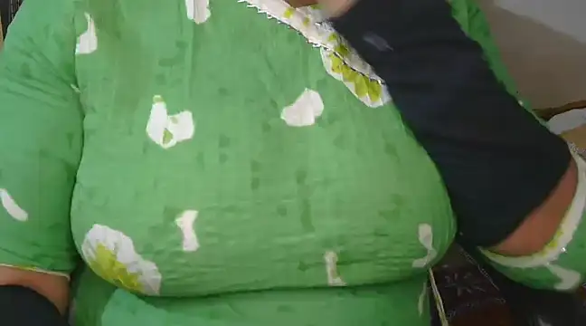 Snapshot of Cute_Ruhi99 chatting on February 26, 7:42 am Cute Ruhi99 online show from February 26, 7:42 am