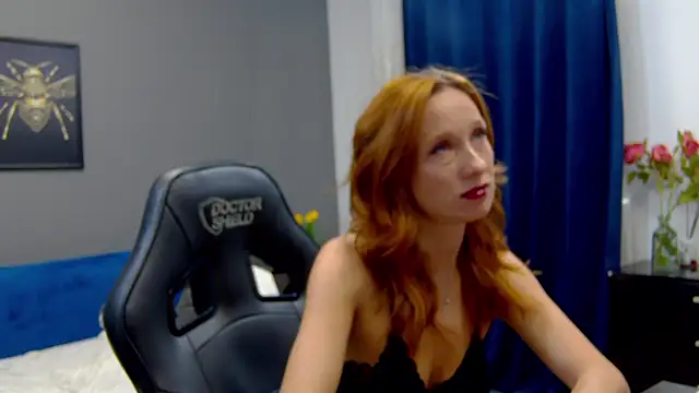 AnneHove online show from January 31, 8:01 am